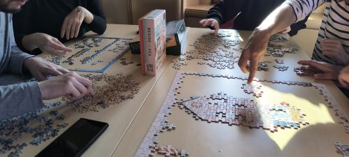 Slika dogodka Druženje ob sestavljankah